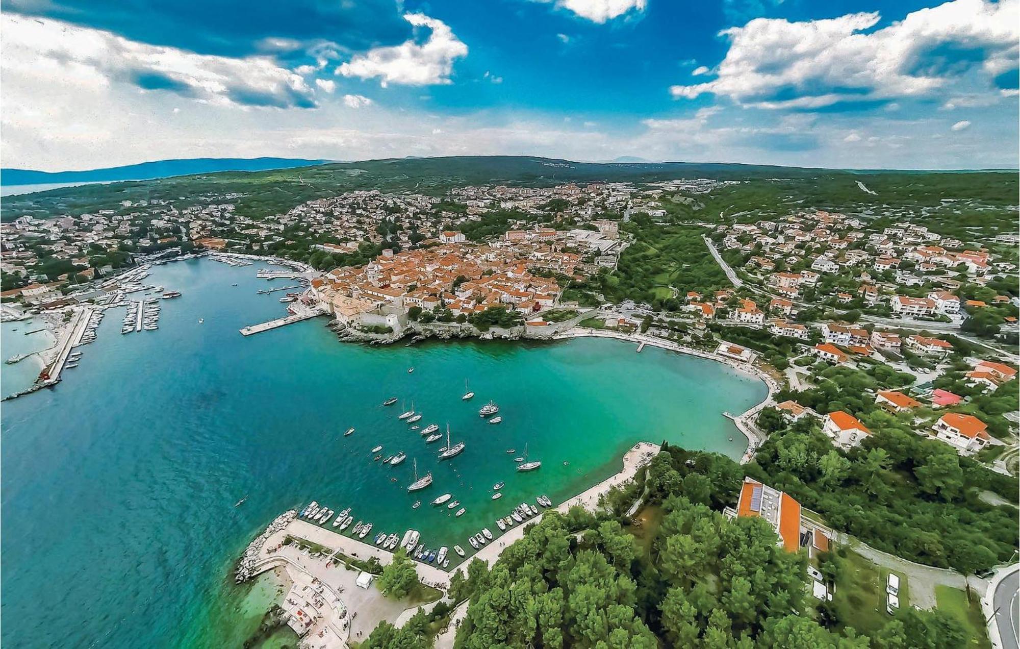 3 Bedroom Stunning Apartment In Krk Крк Экстерьер фото