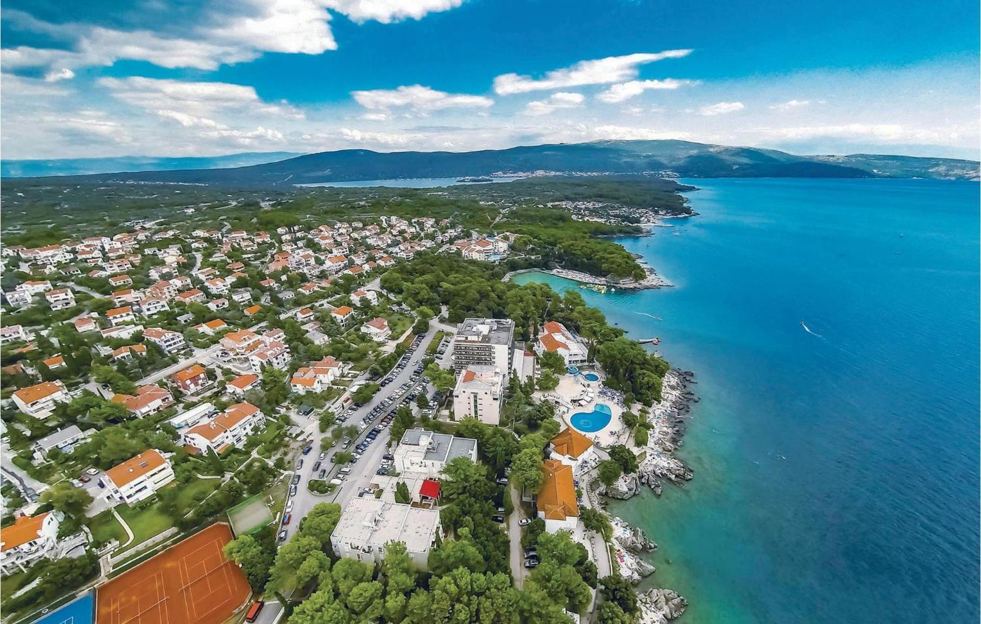 3 Bedroom Stunning Apartment In Krk Крк Экстерьер фото